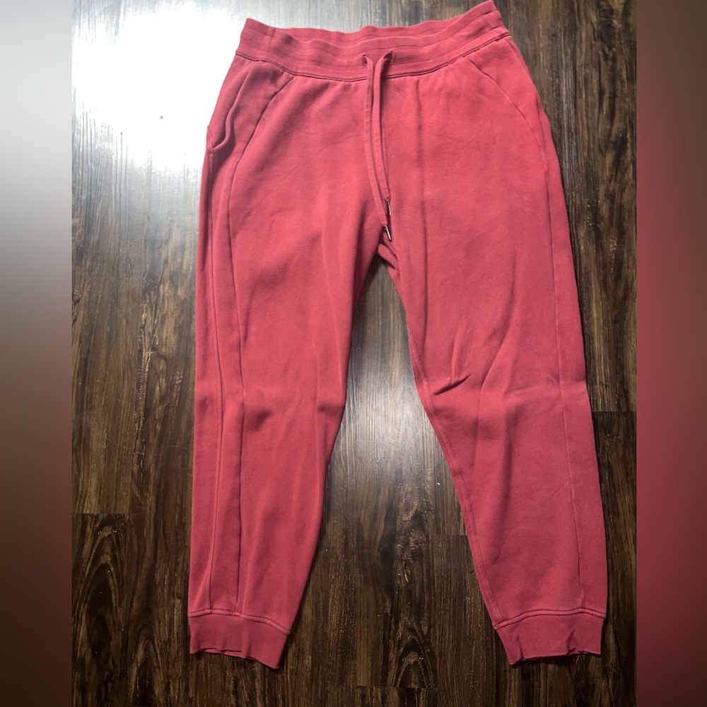 Women’s Lululemon Sweatpants